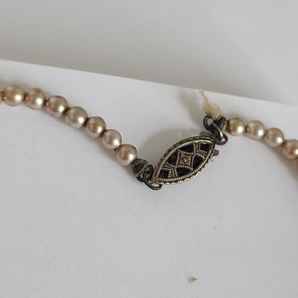 Vintage Sterling Silver Clasp Child Girl Champagne Graduated Pearl Necklace - Picture 8 of 11